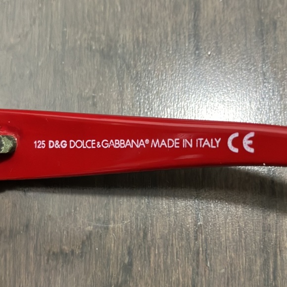 Y2K Vintage D&G Sunglasses with Case - Picture 7 of 14